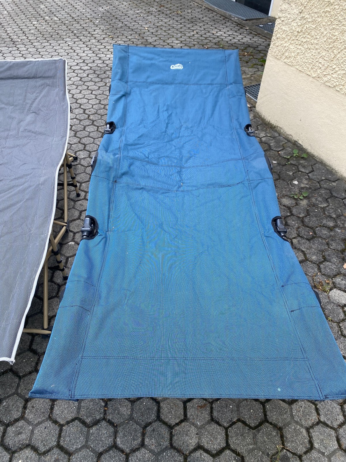 Camping-Feldbett (pro Stück) Foto